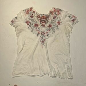 Johnny Was Tayshia Embroidered Floral Cotton Top